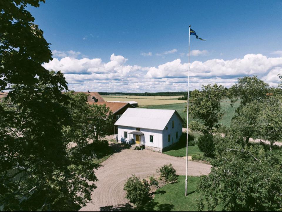 Snaellfaell Country Living - Akerbo Gard Charmigt Renoverad Flygel Kristinehamn Εξωτερικό φωτογραφία